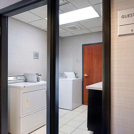 Hampton Inn פאייטוויל מראה חיצוני תמונה