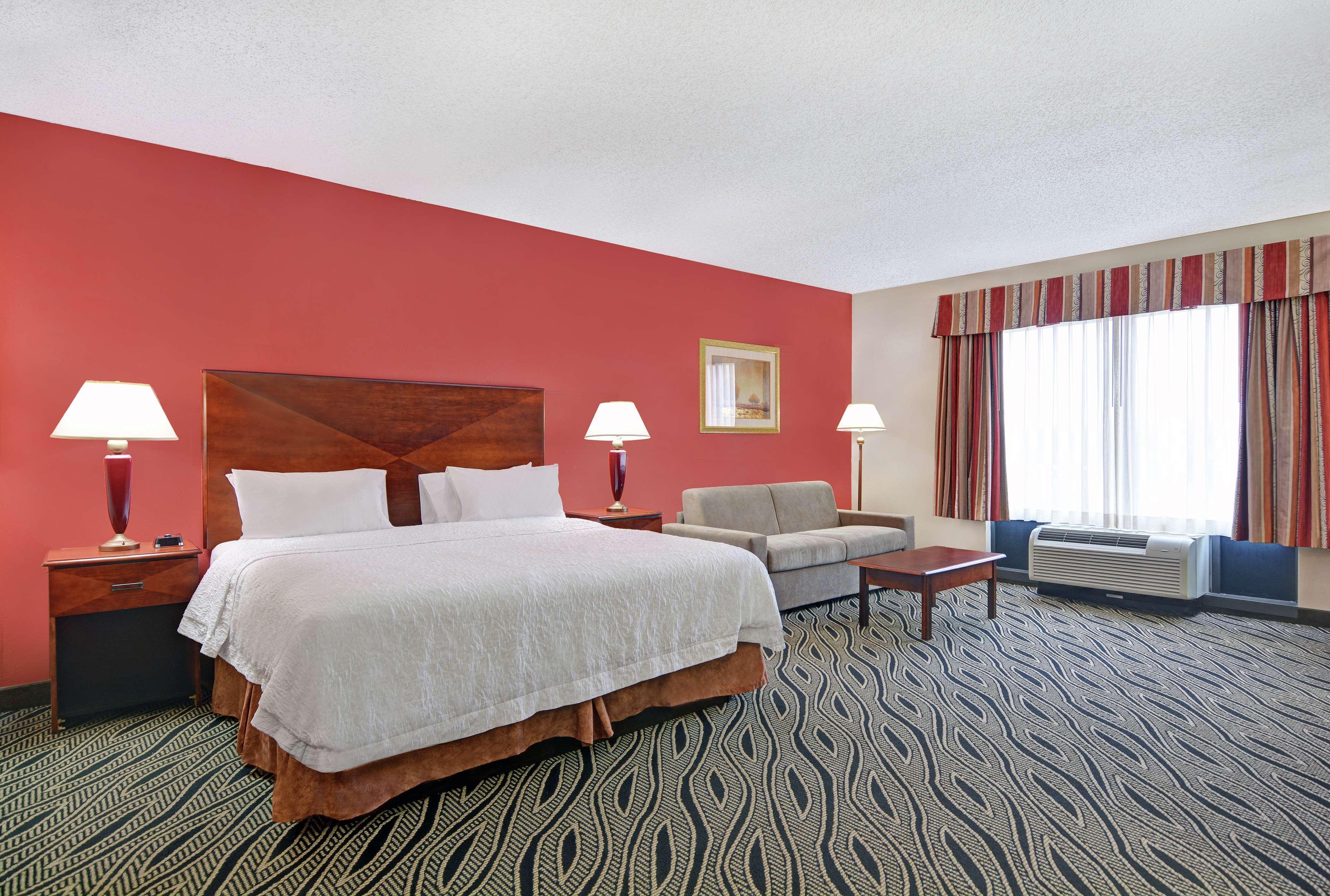 Hampton Inn פאייטוויל מראה חיצוני תמונה