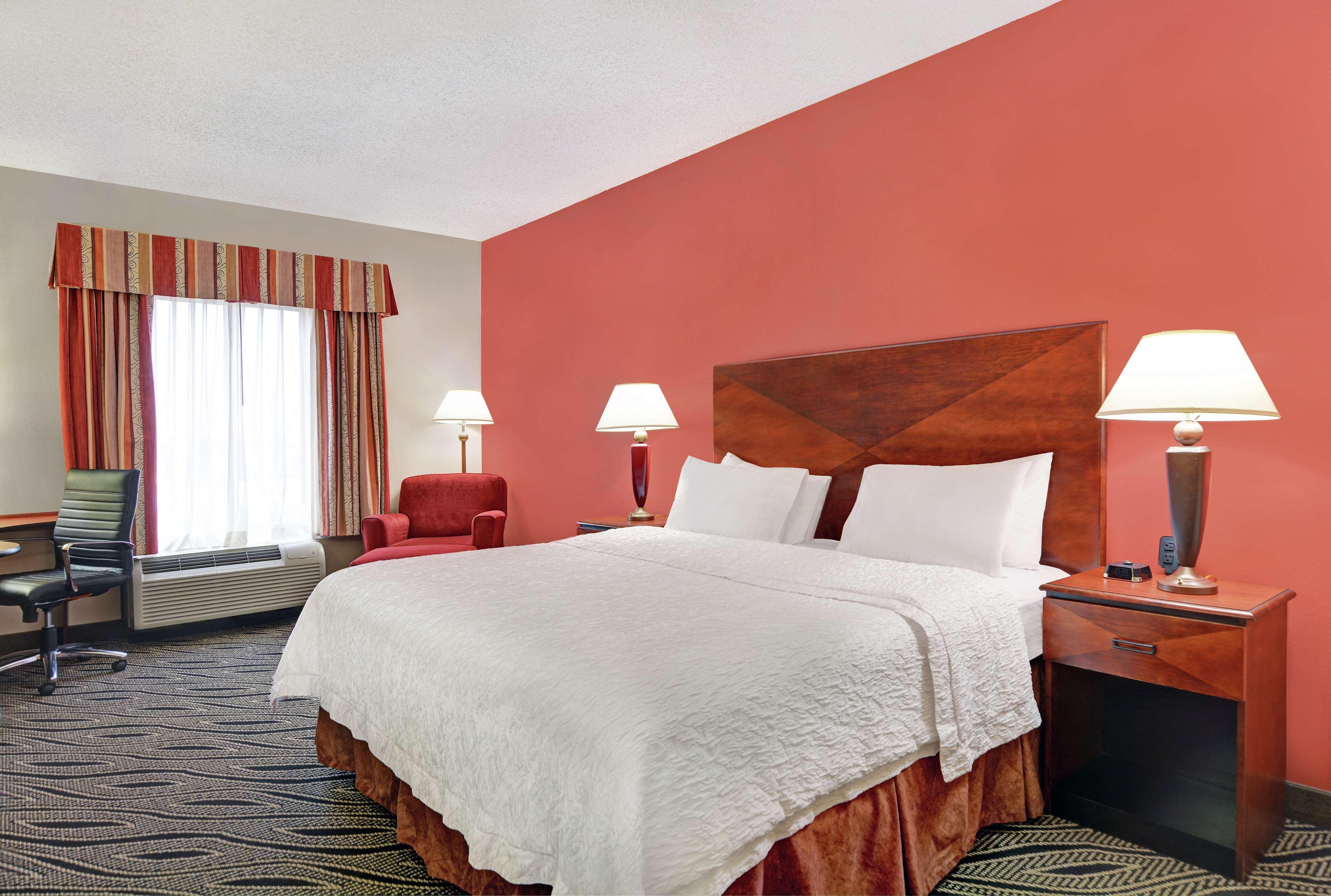 Hampton Inn פאייטוויל מראה חיצוני תמונה