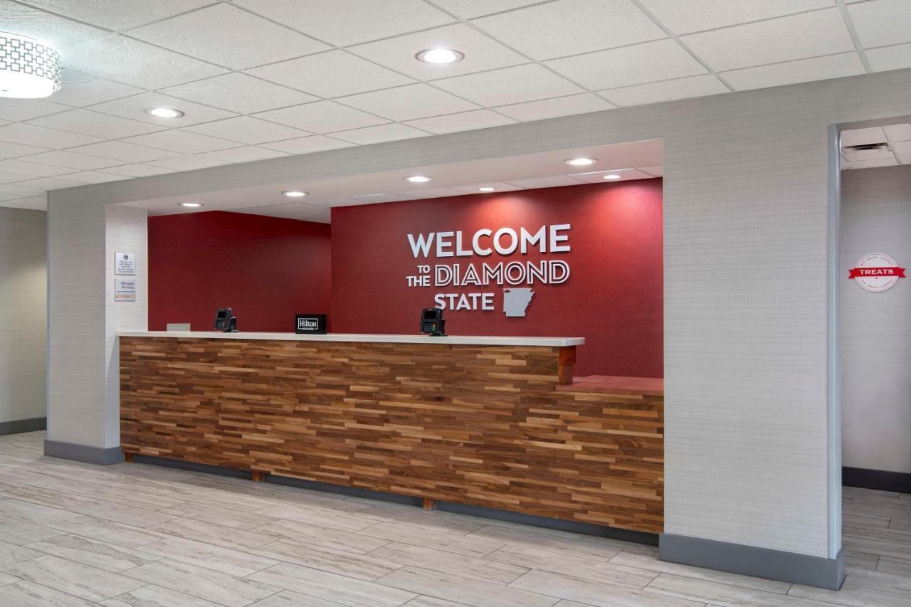 Hampton Inn פאייטוויל מראה חיצוני תמונה